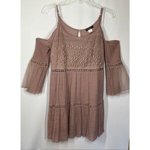 Vivid Importers of NY Dress Crochet Flare Sleeve Cold Sleeve size medium